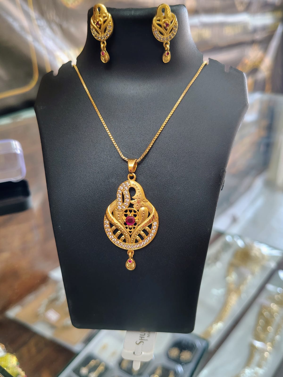 Premium Micro Gold Pendant Set with Matching Earrings